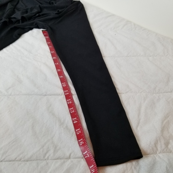 Veronica M vintage stretch black top with v-neck collar ruffle whimsigoth edgy M - Picture 10 of 10